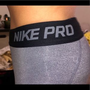 NIKE pro leggings